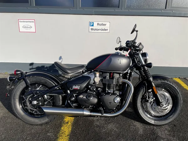 Triumph Bonneville Bobber 1,99% eff. Zins Finanzierung\*
