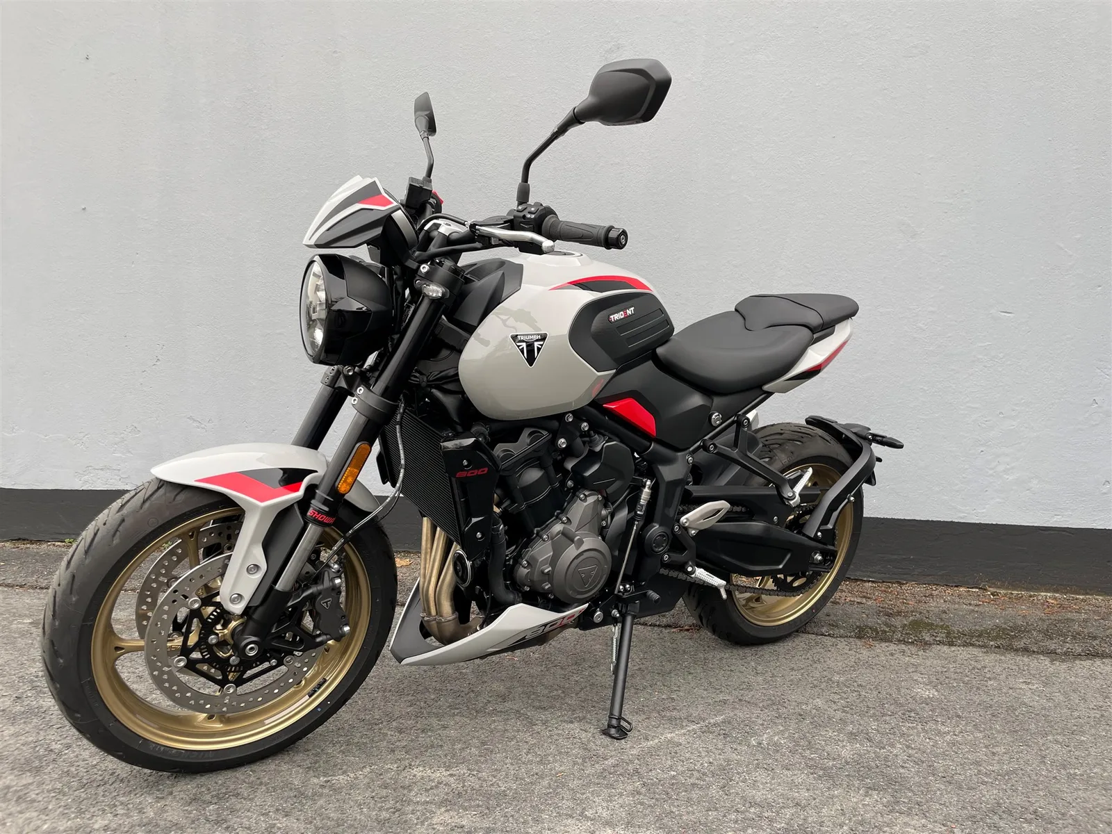 Triumph Trident 800 1,99% eff. Zins Finanzierungsaktion\*
