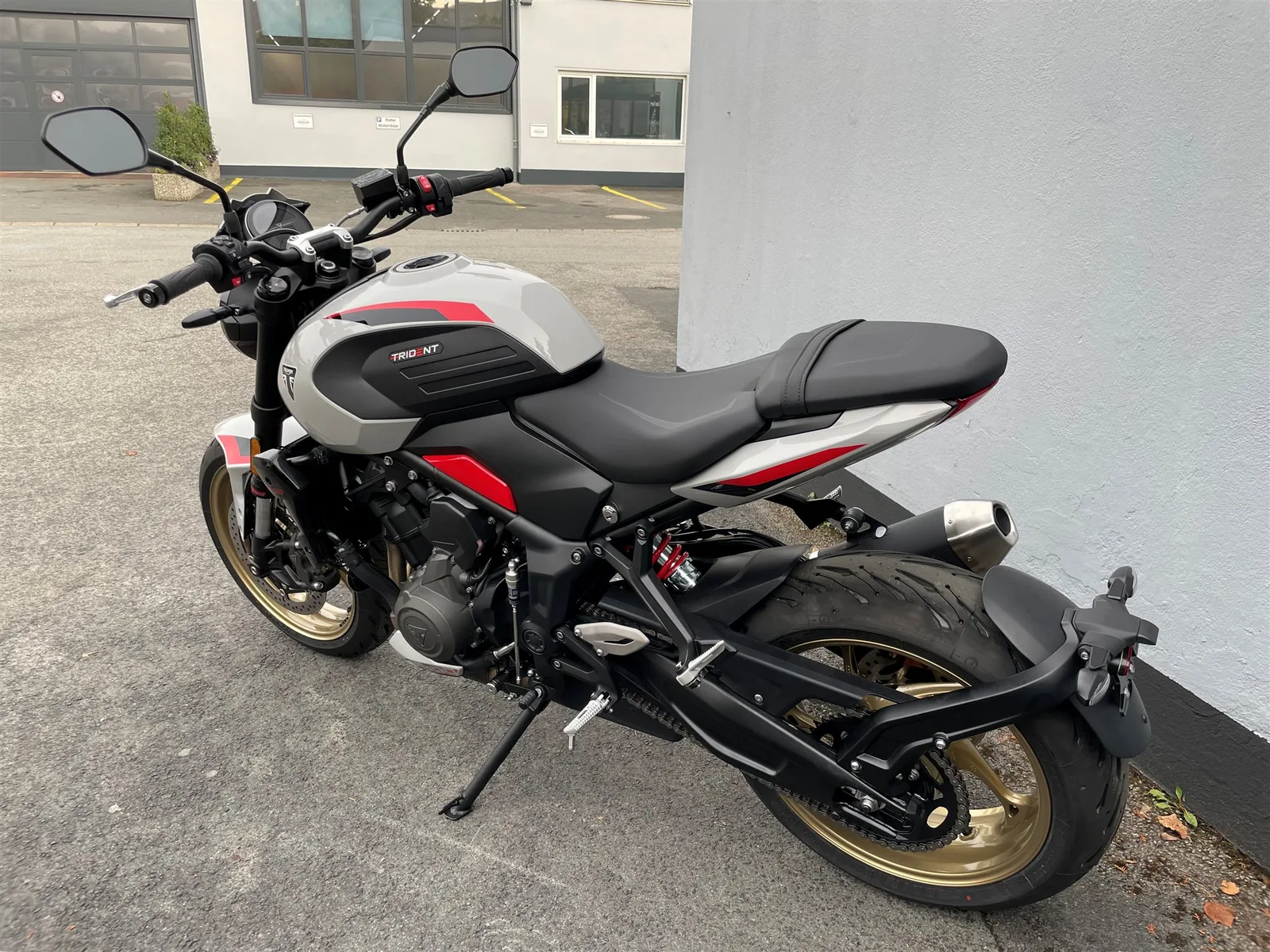 Triumph Trident 800 1,99% eff. Zins Finanzierungsaktion\*