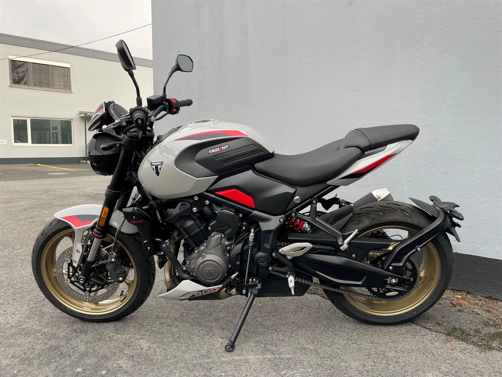 Triumph Trident 800 1,99% eff. Zins Finanzierungsaktion\*