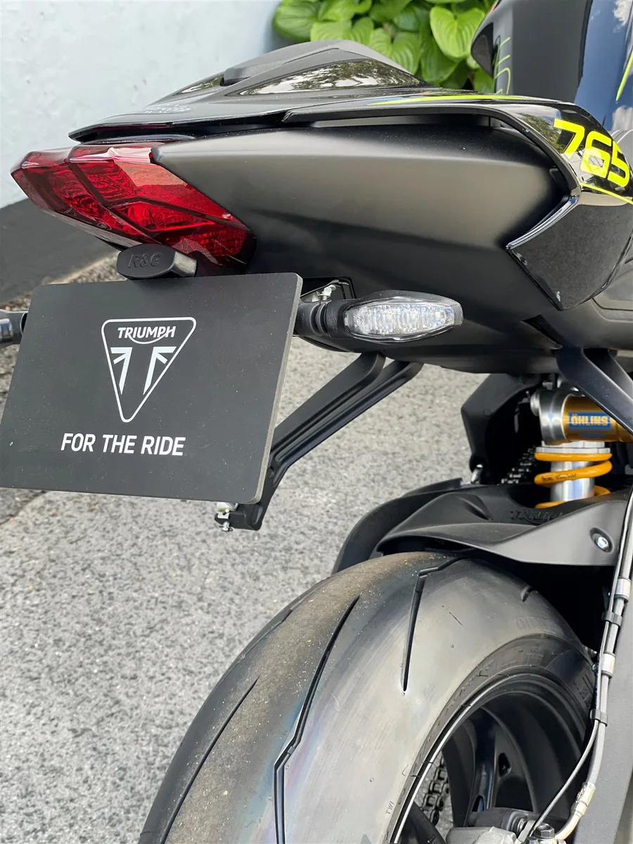 Triumph Street Triple 765 RS mit 1,99 % eff. Finanzierung\* + Zubehör\*\*+ Aktion\*\*\*