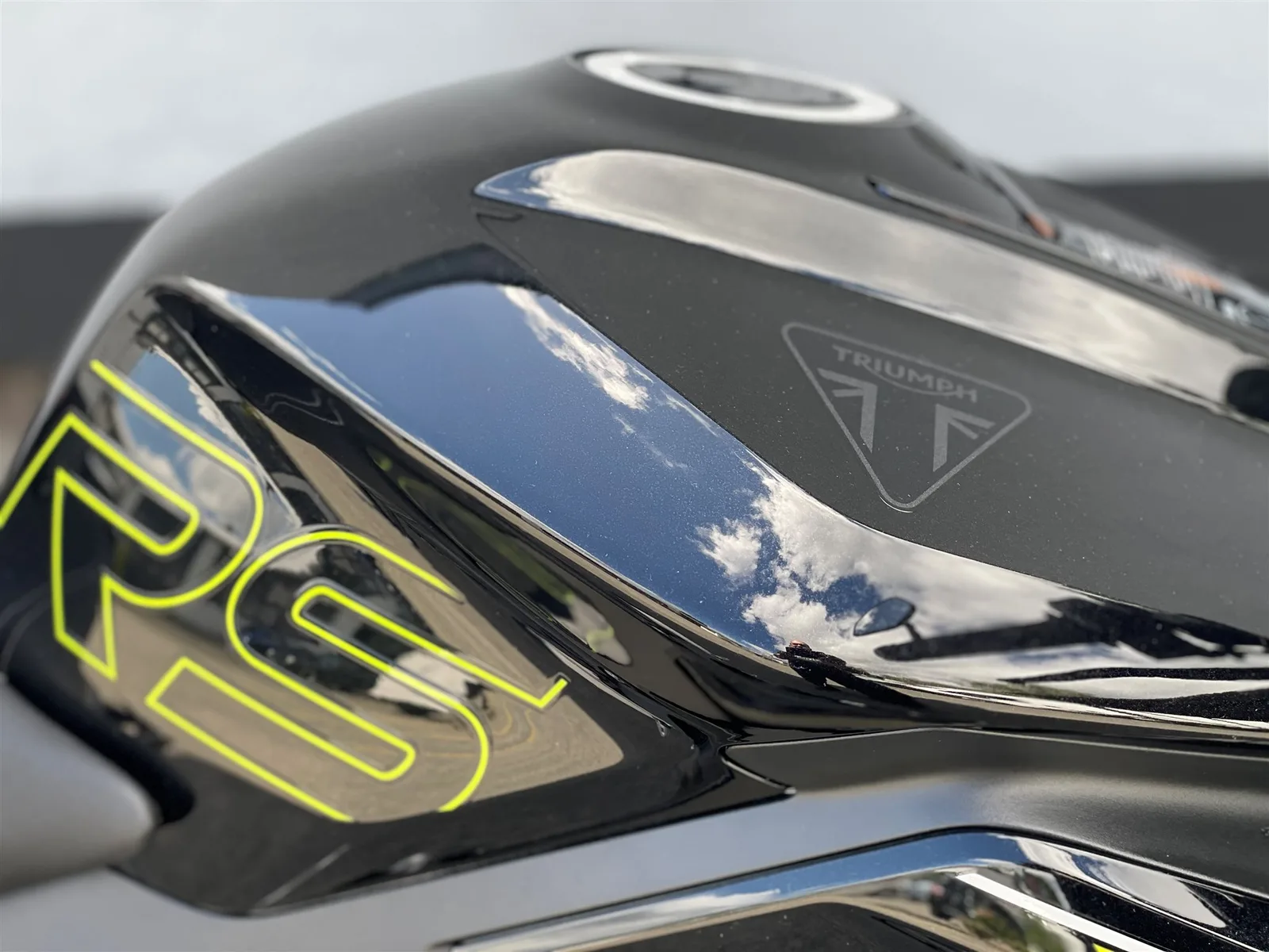 Triumph Street Triple 765 RS mit 1,99 % eff. Finanzierung\* + Zubehör\*\*+ Aktion\*\*\*
