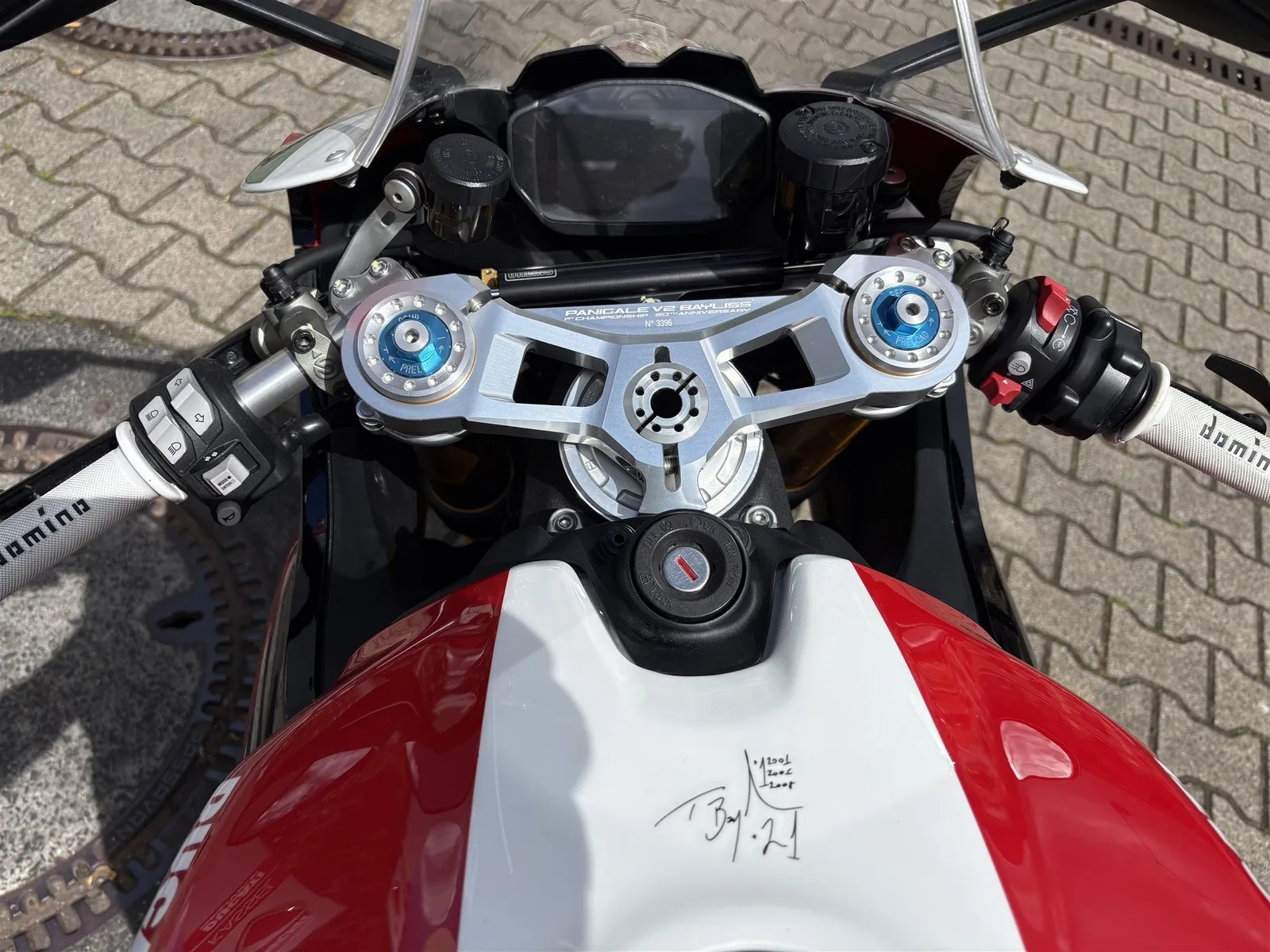 Ducati Panigale V2 Bayliss Edition Inklusive Zubehör, Service neu