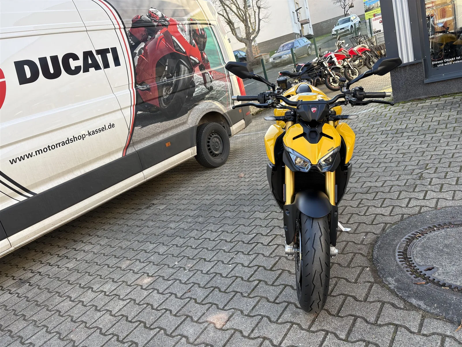 Ducati Streetfighter V2 S Sofort verfügbar!
