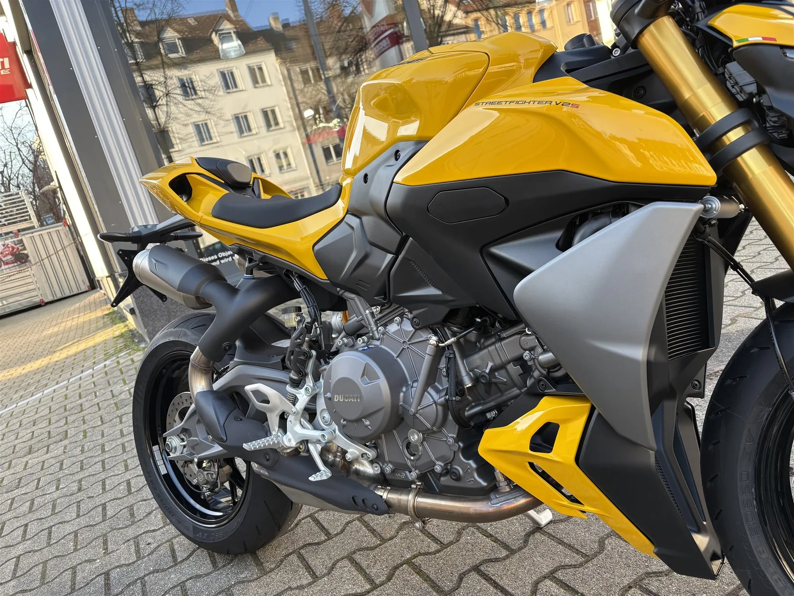 Ducati Streetfighter V2 S Sofort verfügbar!