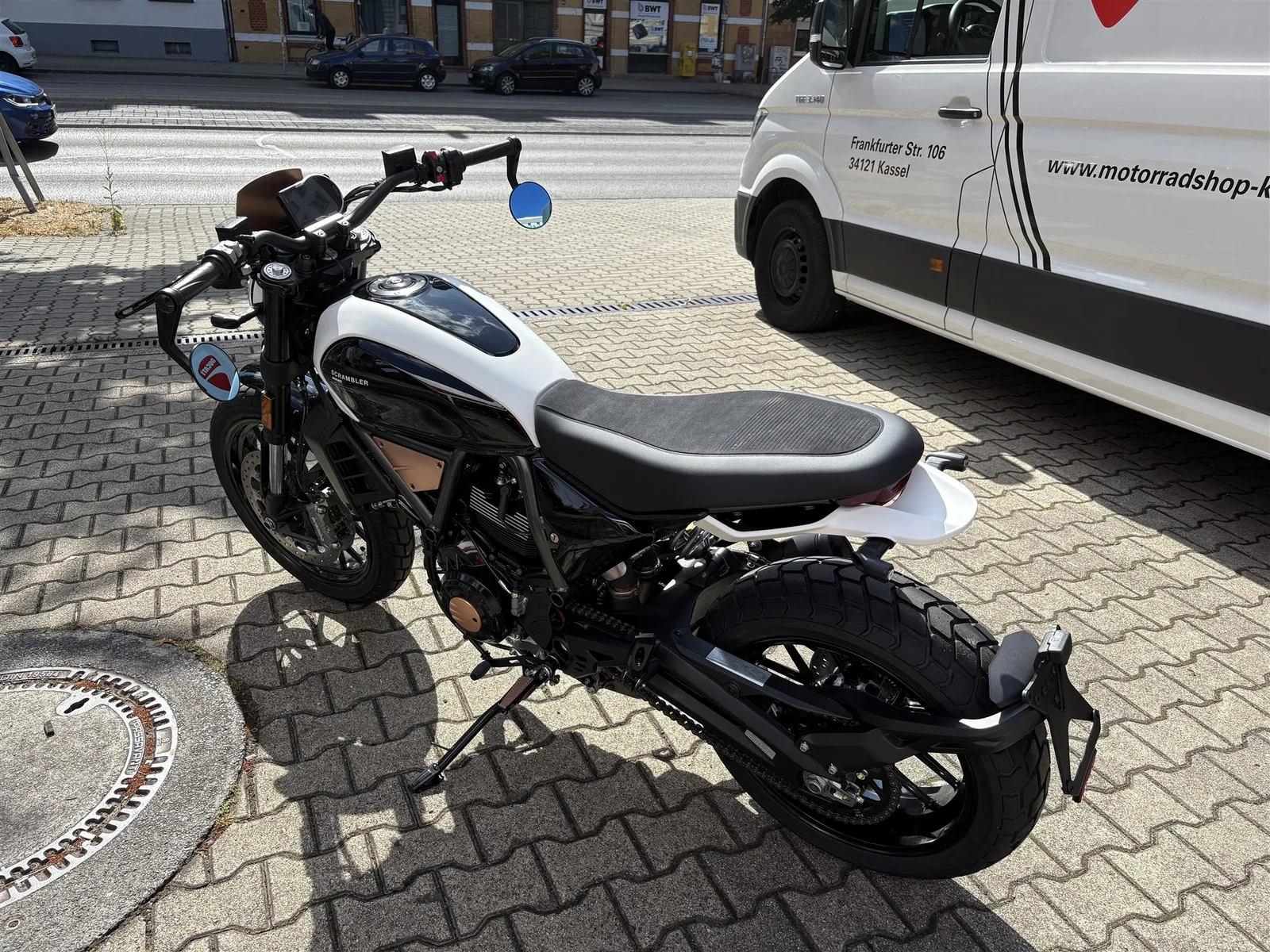 Ducati Scrambler 10° Anniversario Rizoma Edition Sofort verfügbar!