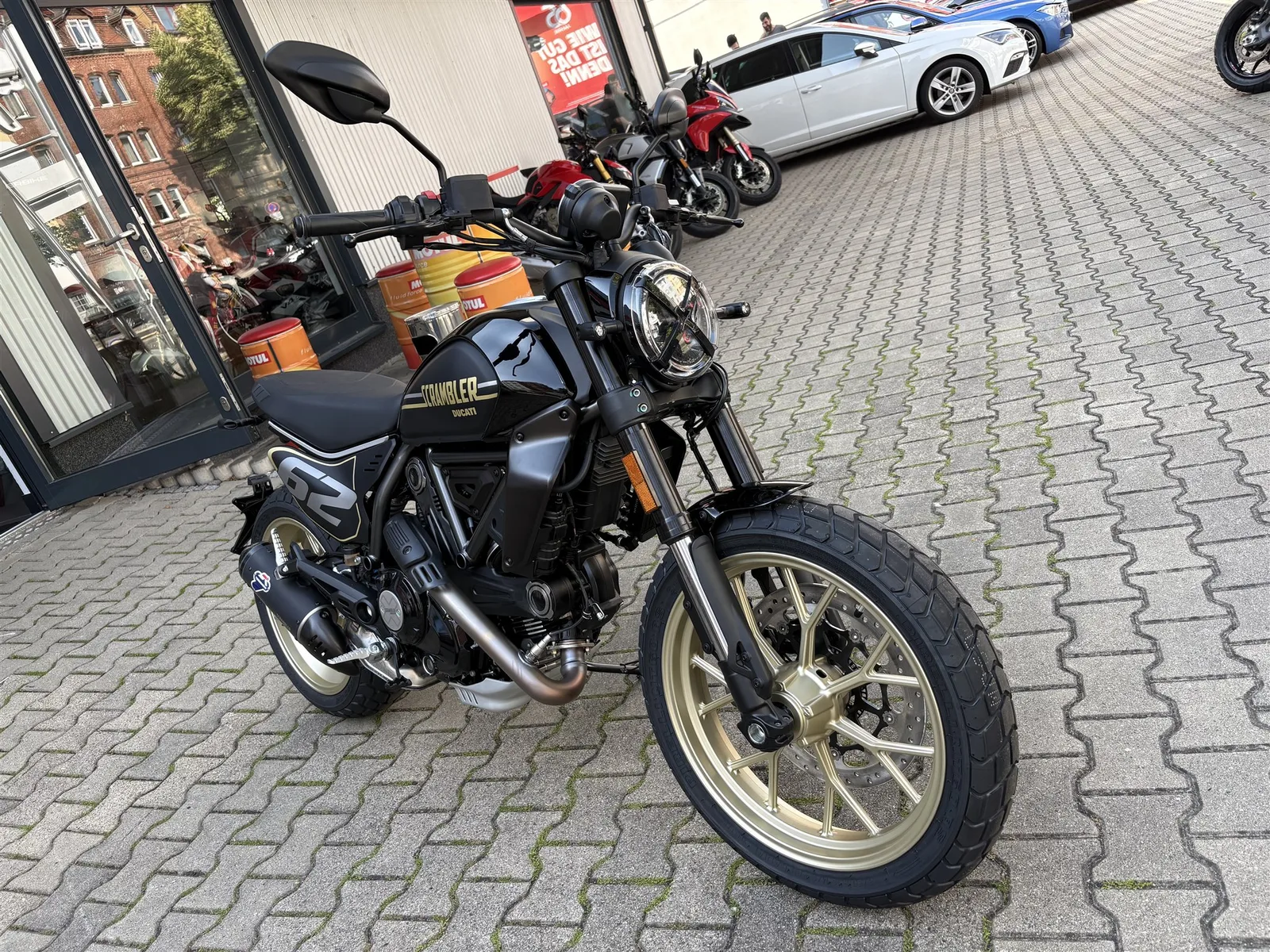 Ducati Scrambler Full Throttle Sofort verfügbar!