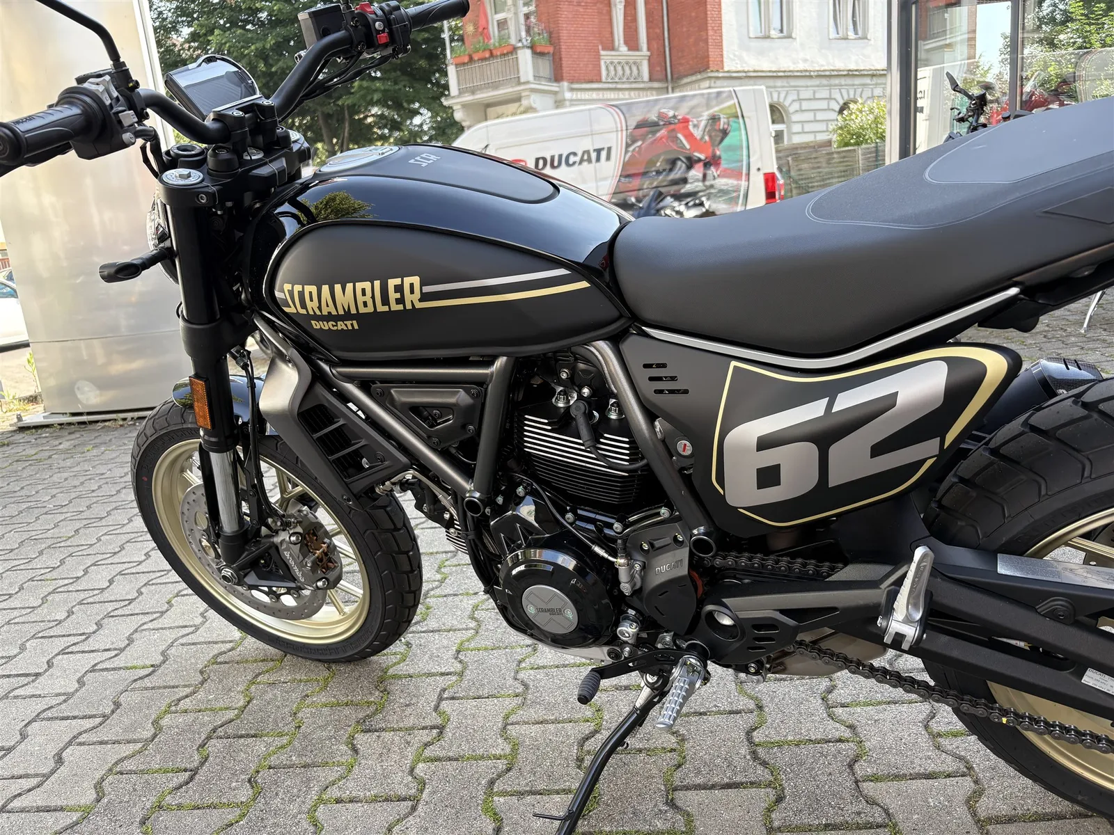 Ducati Scrambler Full Throttle Sofort verfügbar!