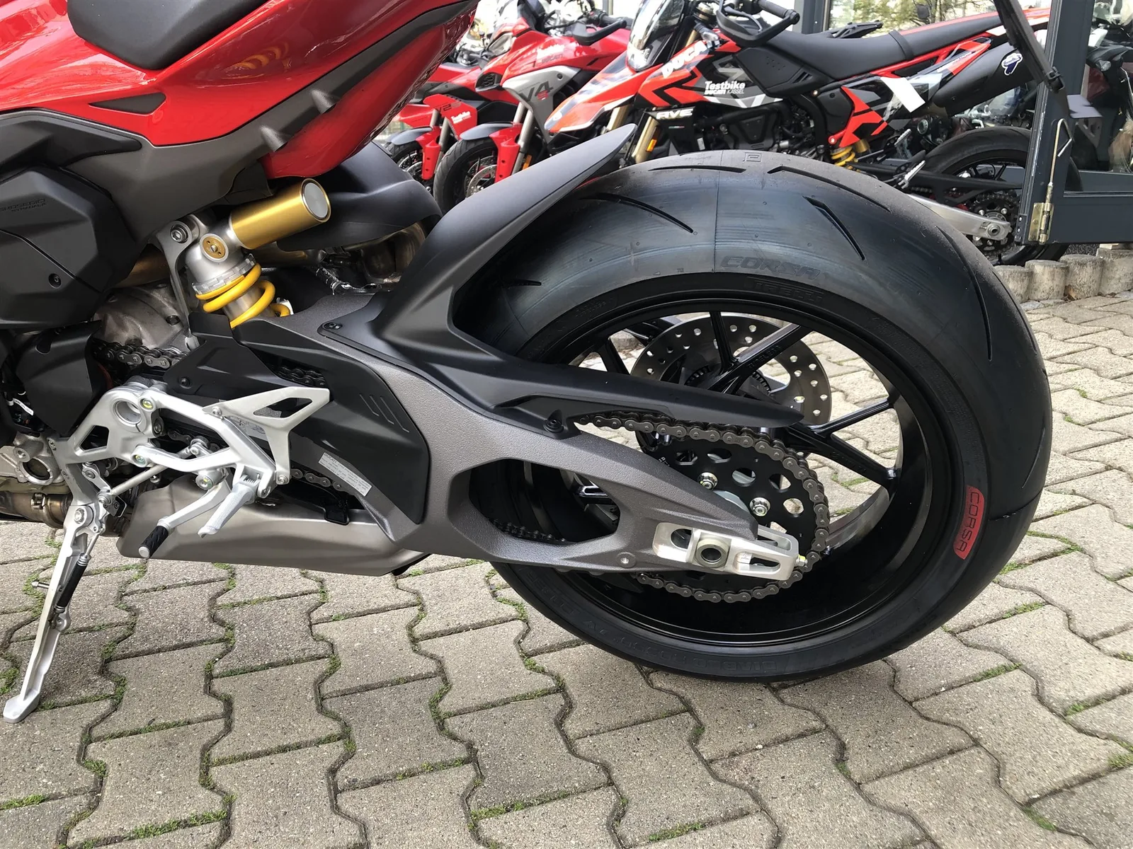 Ducati Streetfighter V4 Sofort verfügbar!