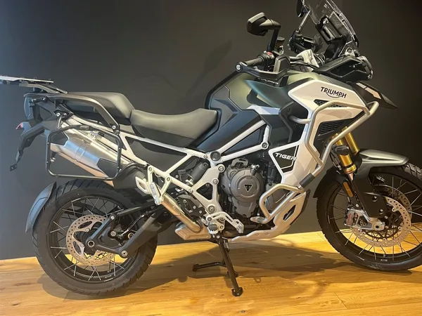 Triumph Tiger 1200 Rally Explorer