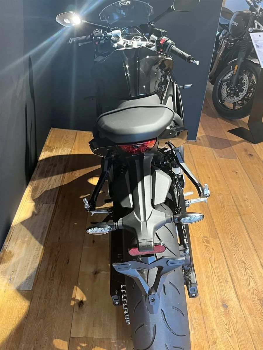 Triumph Daytona 660