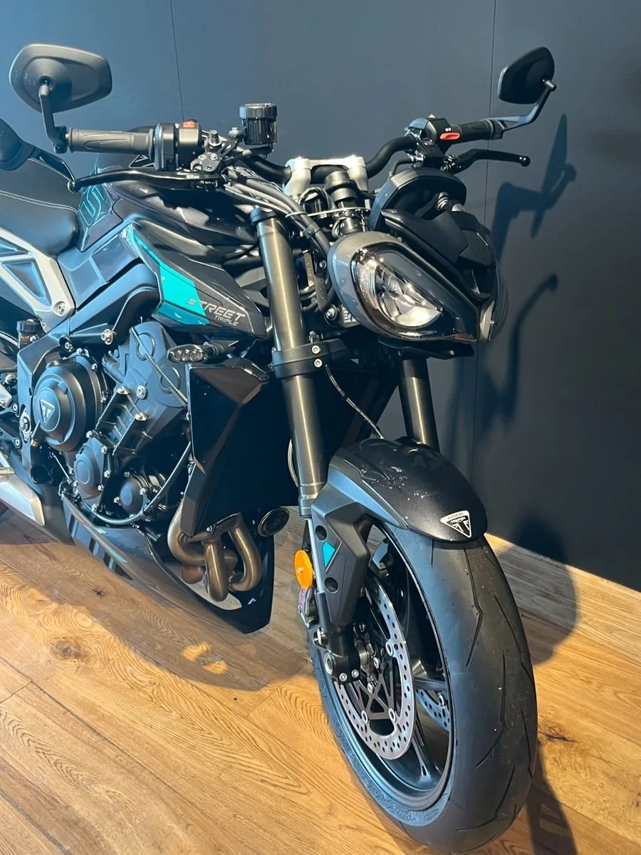 Triumph Street Triple 765 RS