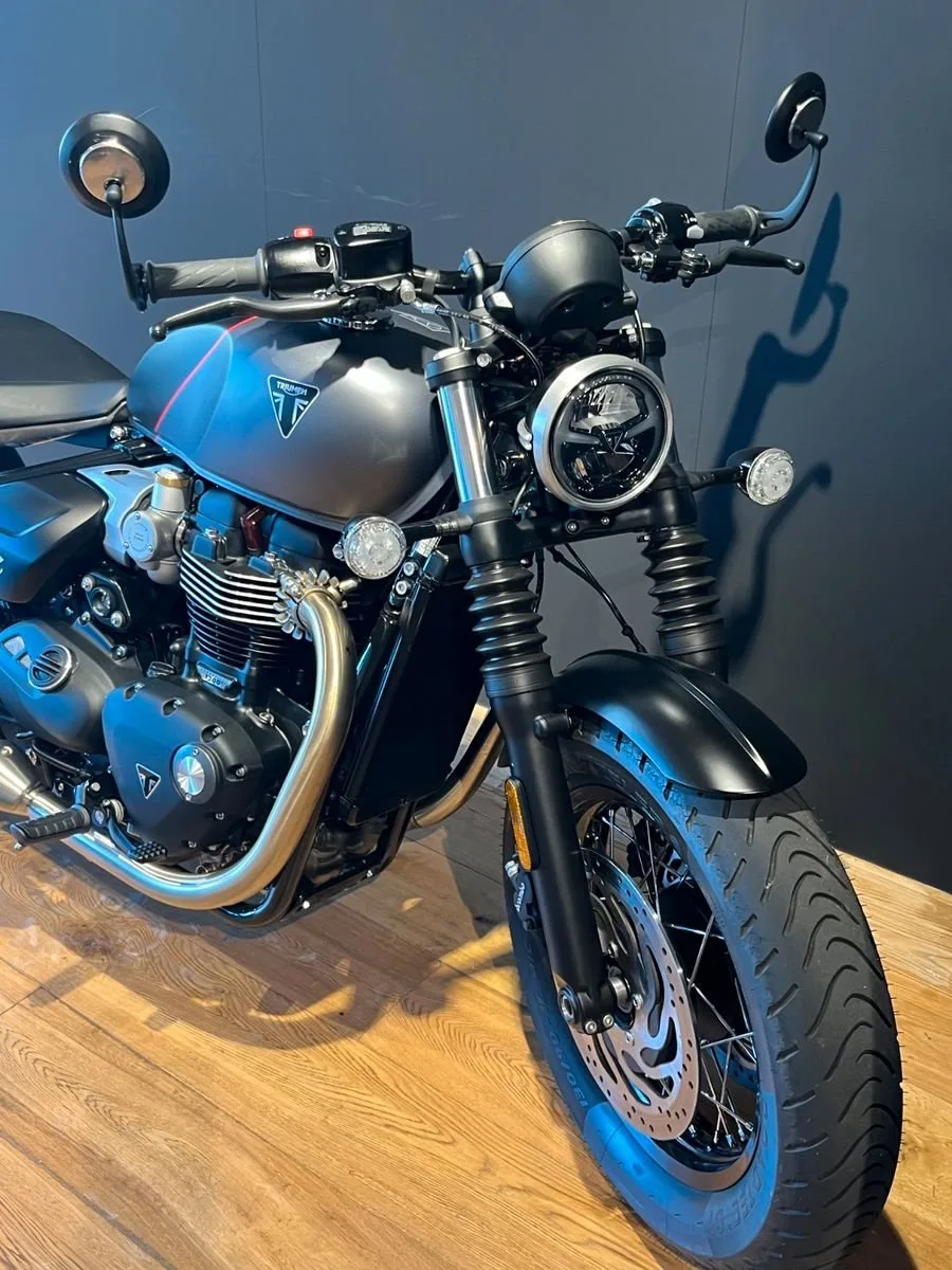 Triumph Bonneville Bobber