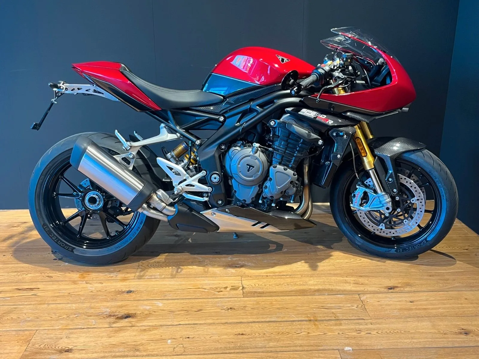 Triumph Speed Triple 1200 RR
