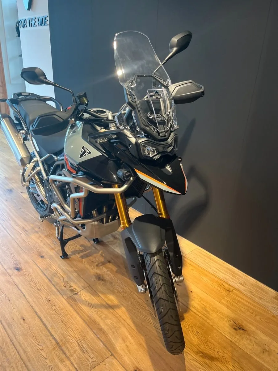 Triumph Tiger 900 Desert Edition
