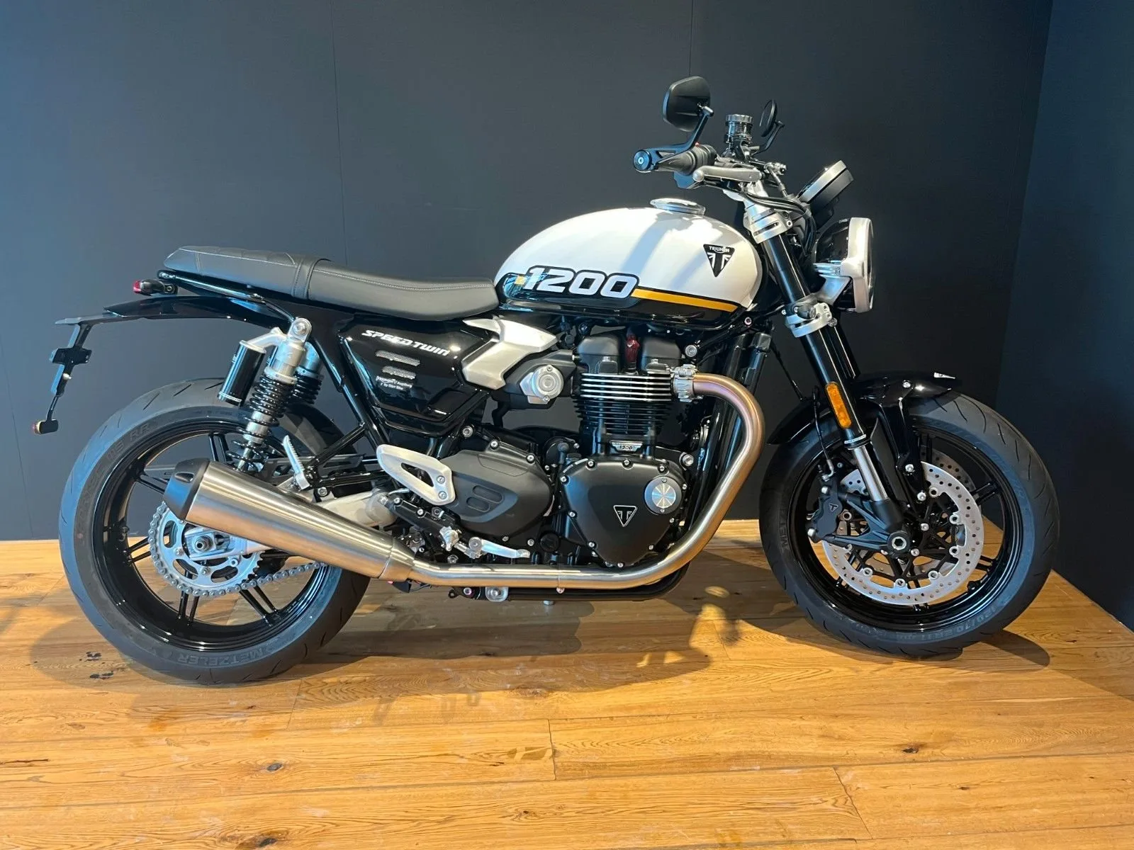 Triumph Speed Twin 1200