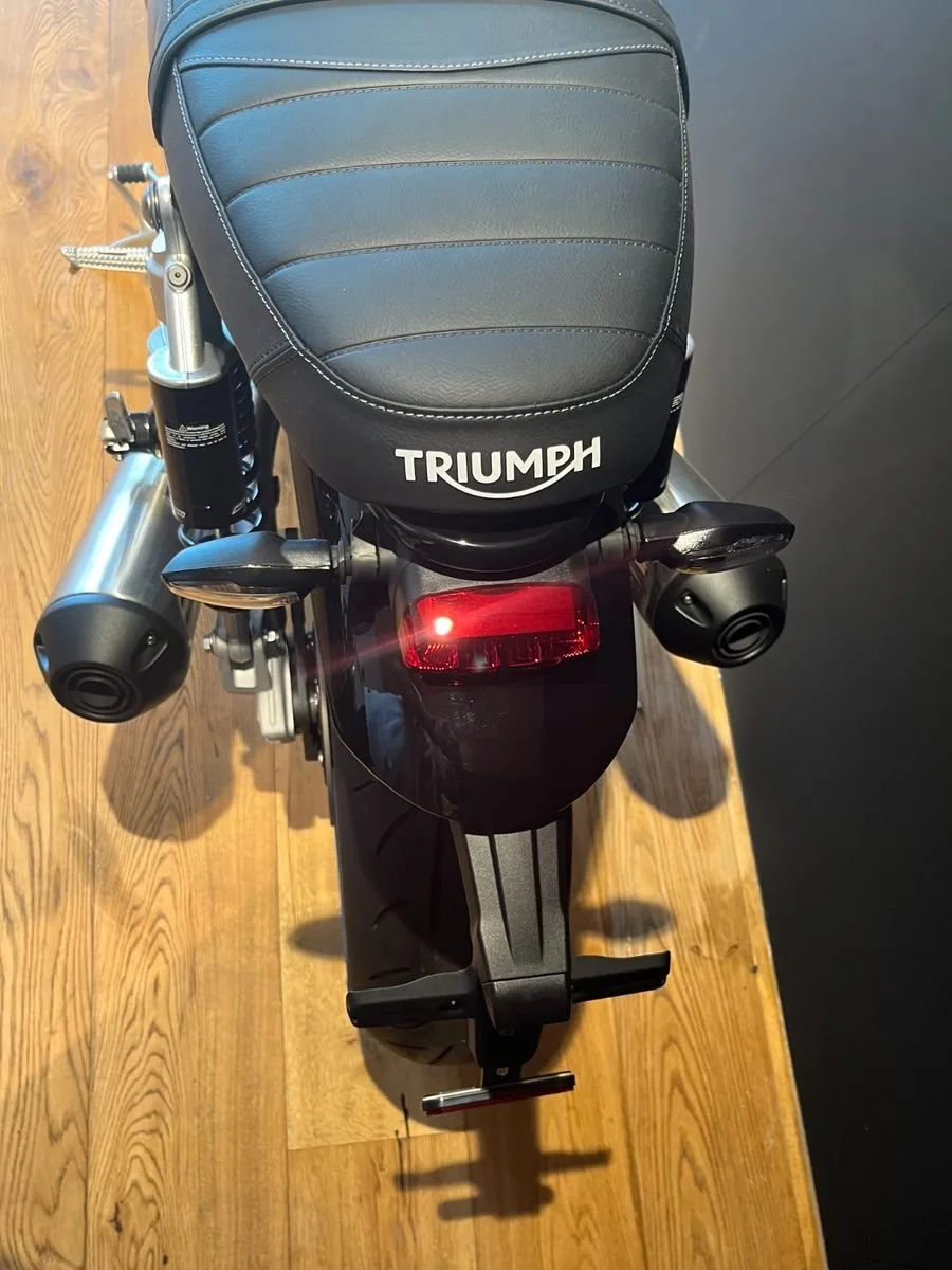 Triumph Speed Twin 1200