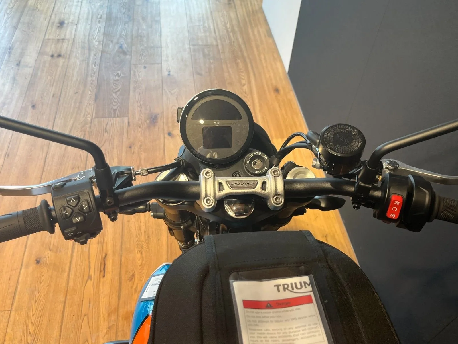 Triumph Speed Twin 900 "Travel-Edition"