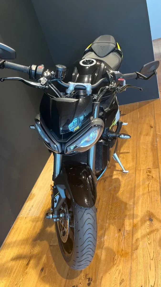 Triumph Street Triple RS