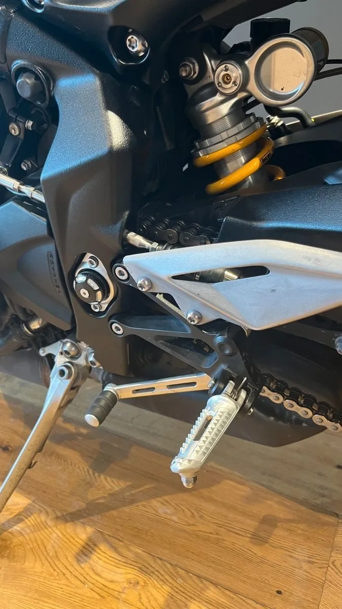 Triumph Street Triple 765 RS