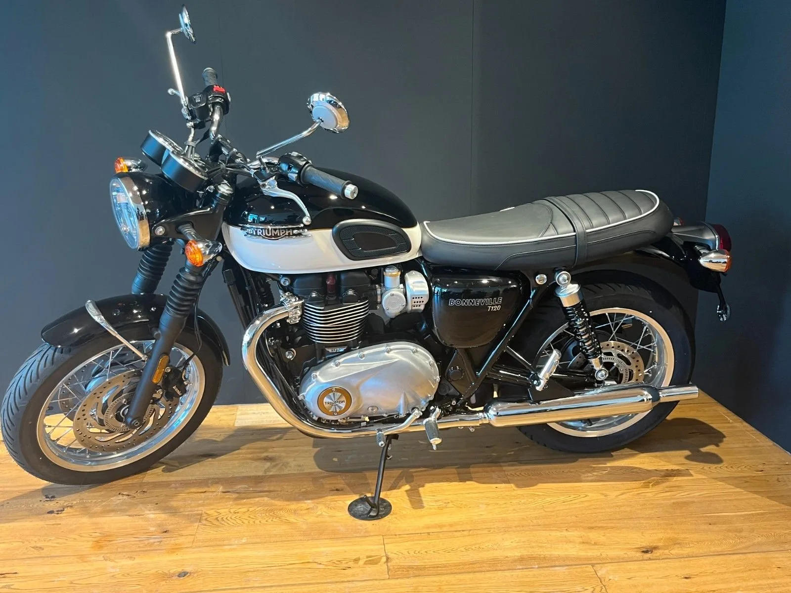 Triumph Bonneville T120
