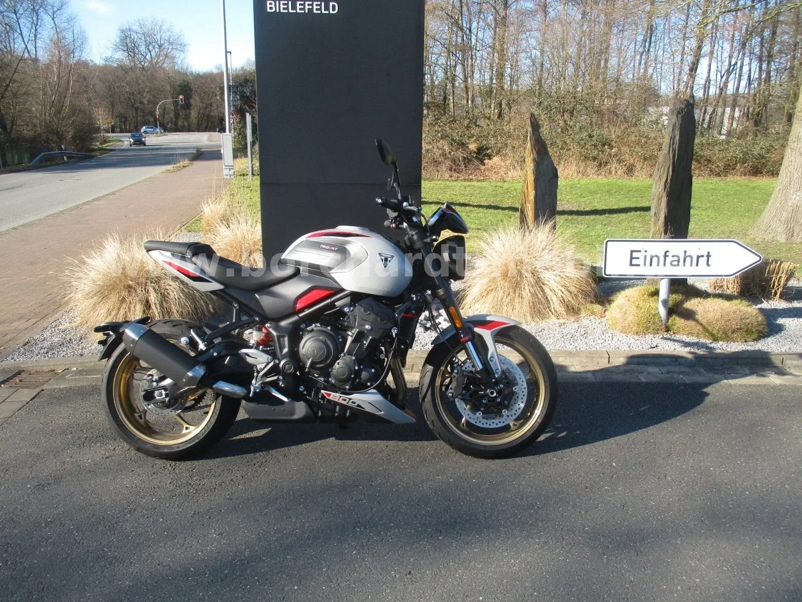 Triumph Trident 800