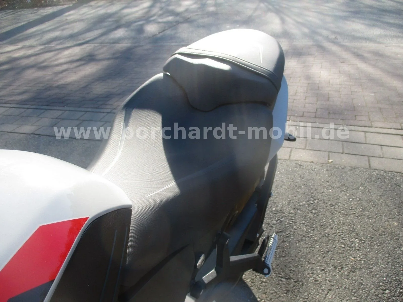 Triumph Trident 800