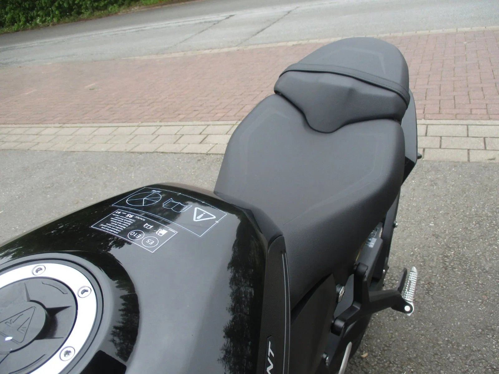 Triumph Trident 800