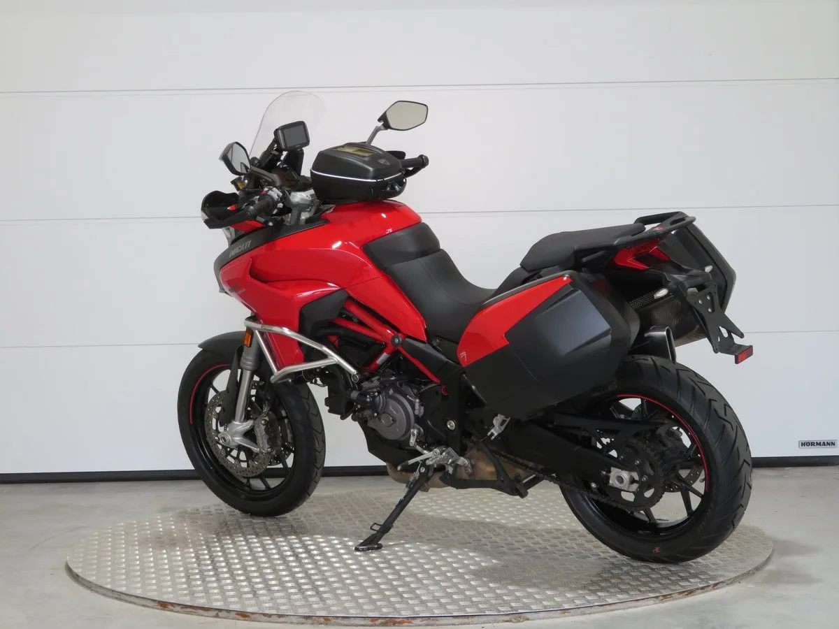 Ducati Multistrada V2 S