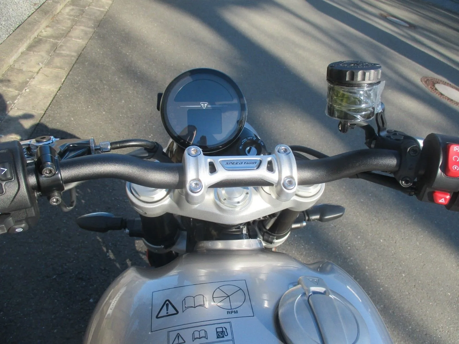 Triumph Speed Twin 1200