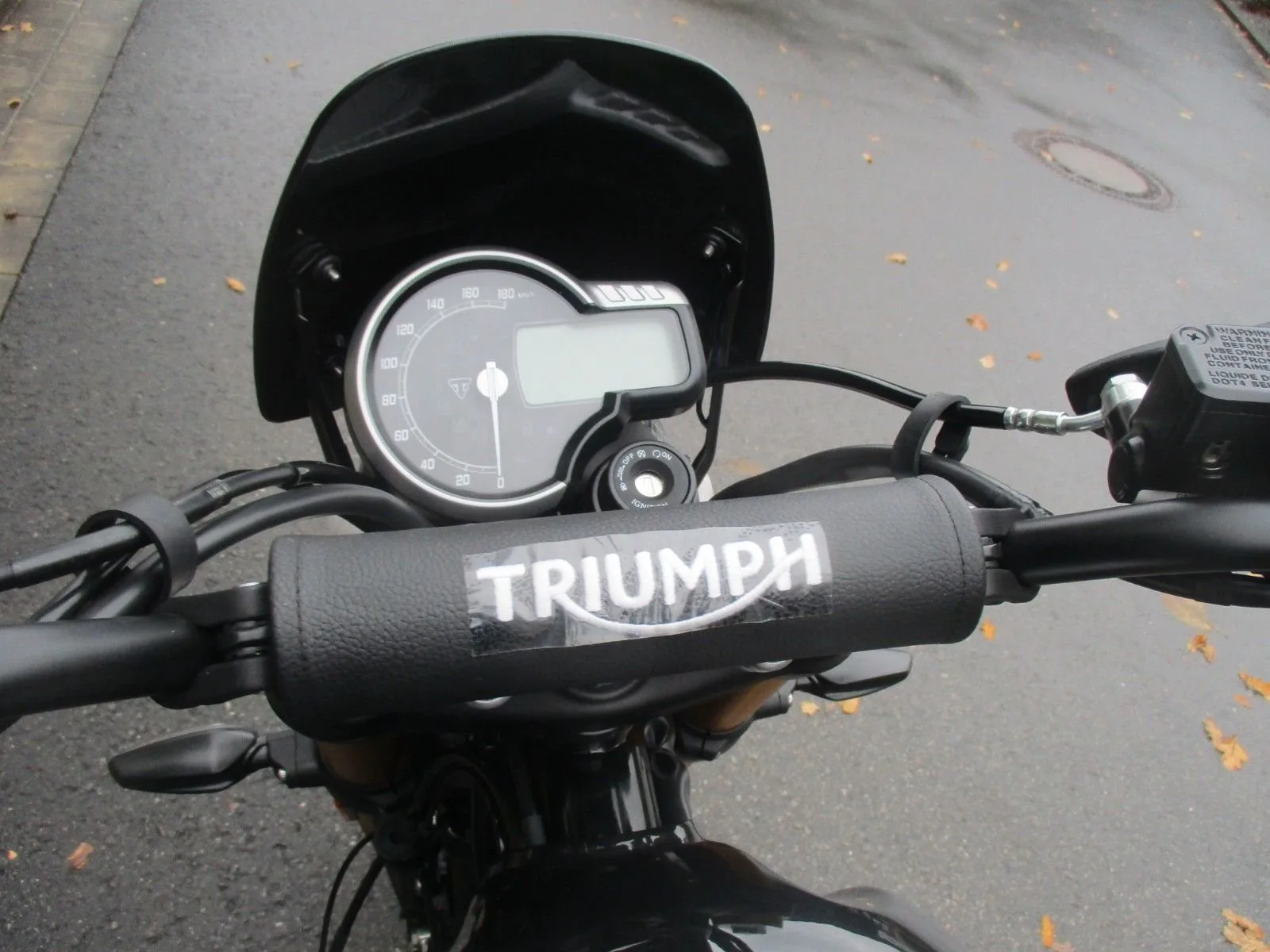 Triumph Scrambler 400 XC