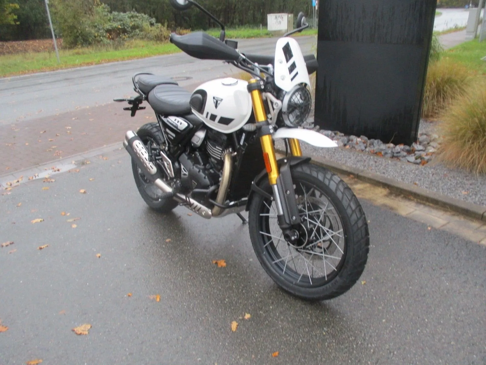 Triumph Scrambler 400 XC