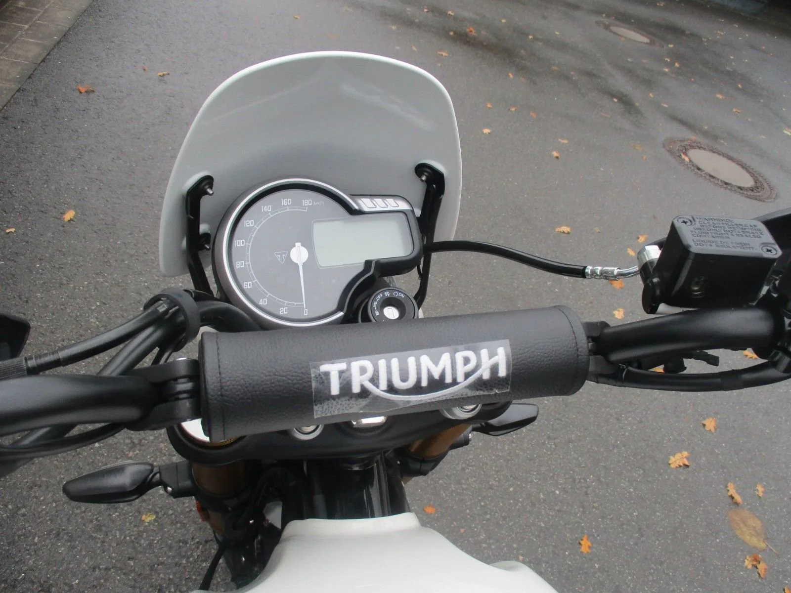 Triumph Scrambler 400 XC