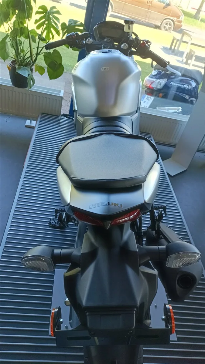 Suzuki SV650X Werksgarantie 35KW möglich Finanzierung1,99%