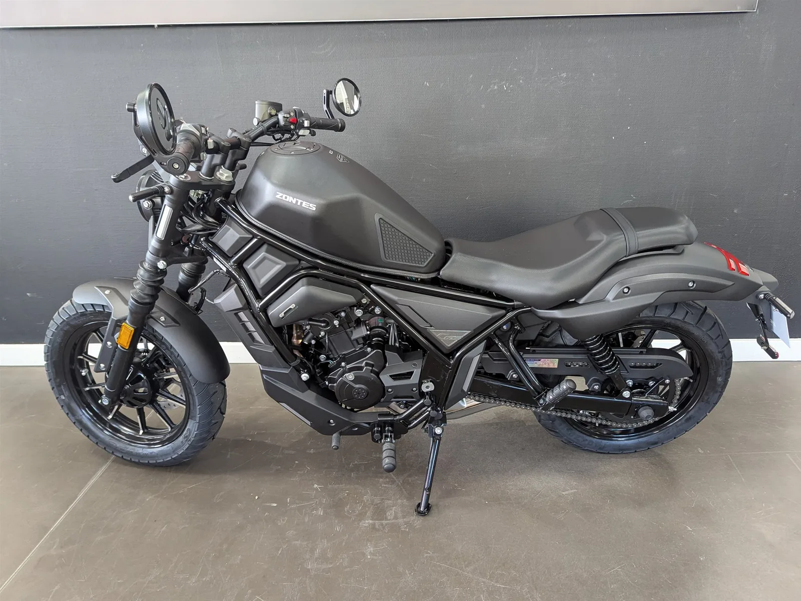 Zontes 125C2 CHOPPER ab 16 Jahre/Lagerfahrzeug
