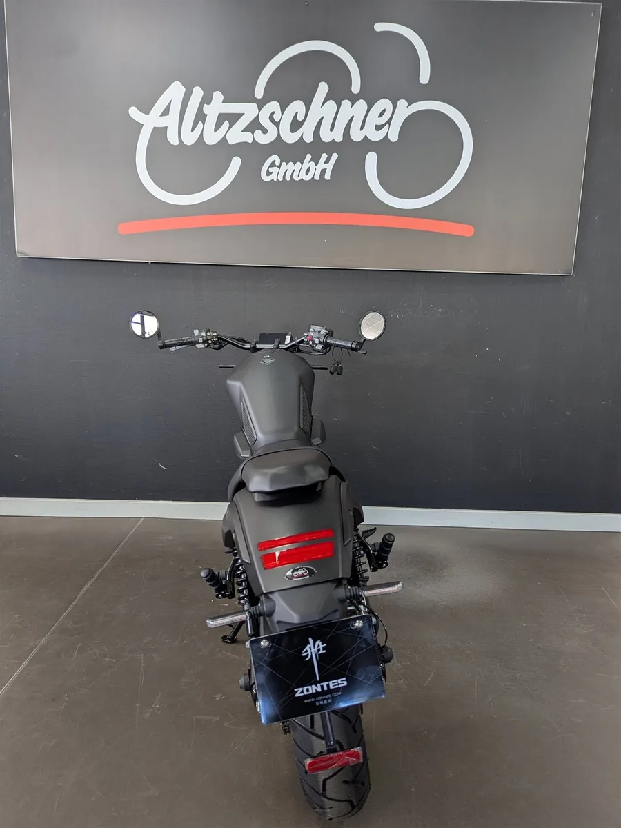 Zontes 125C2 CHOPPER ab 16 Jahre/Lagerfahrzeug