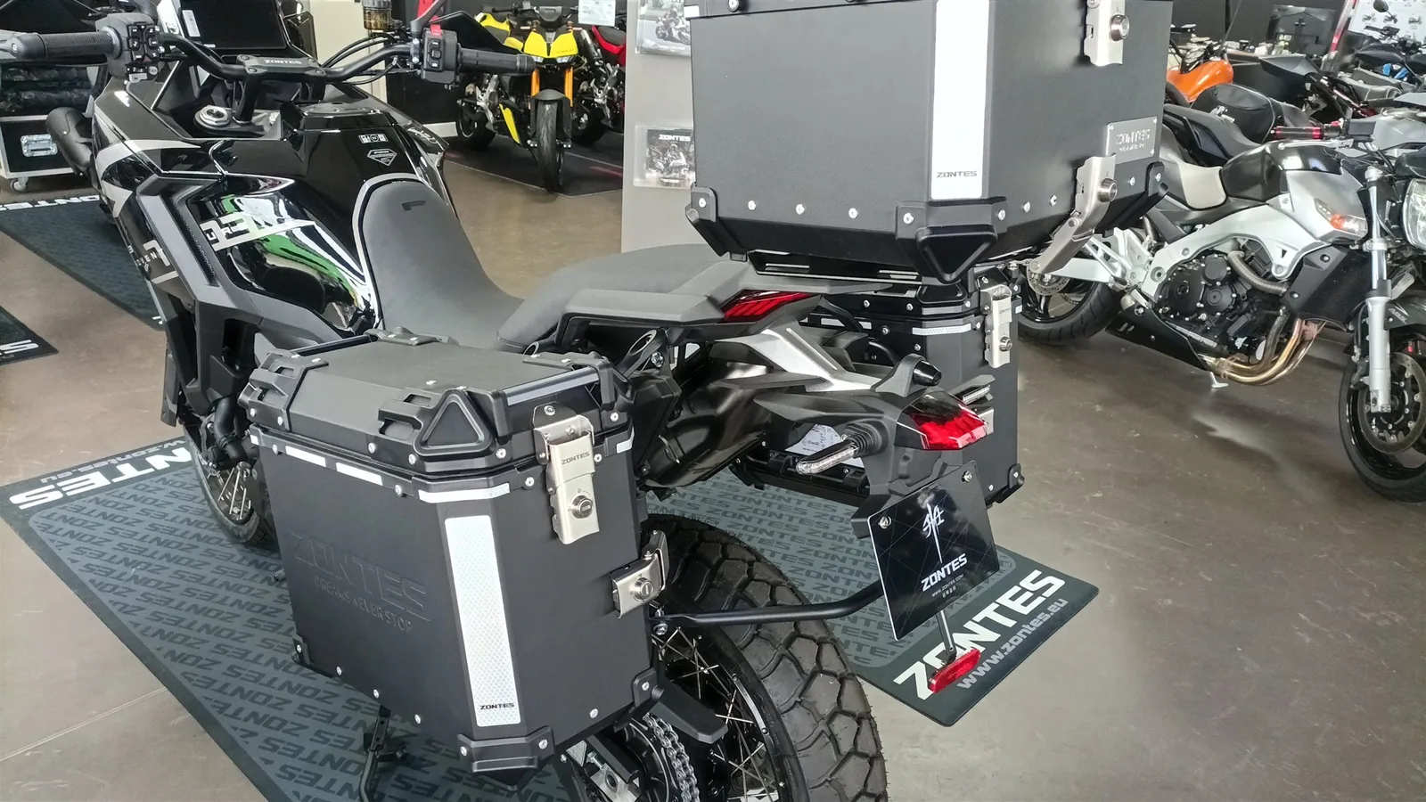 Zontes 703F 3-Zyl-Enduro/Koffersatz gratis/auch A2-tauglich