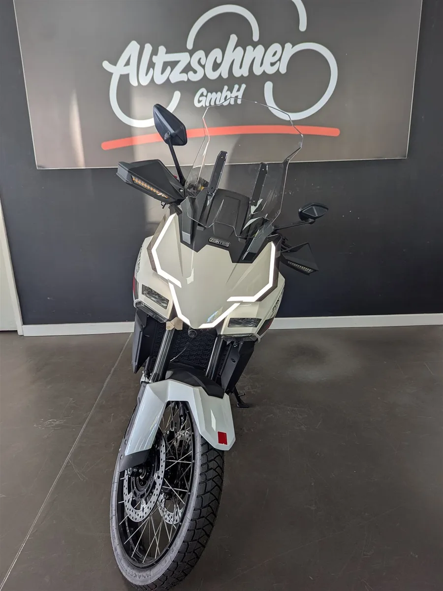 Zontes 703F 3-Zyl-Enduro/Koffersatz gratis/auch A2-tauglich