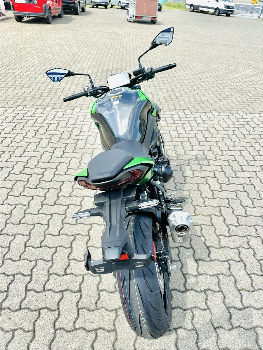 Kawasaki Z900 Modell 2026, auch Performance, sowie 800€ Starterbonus mögl.\*