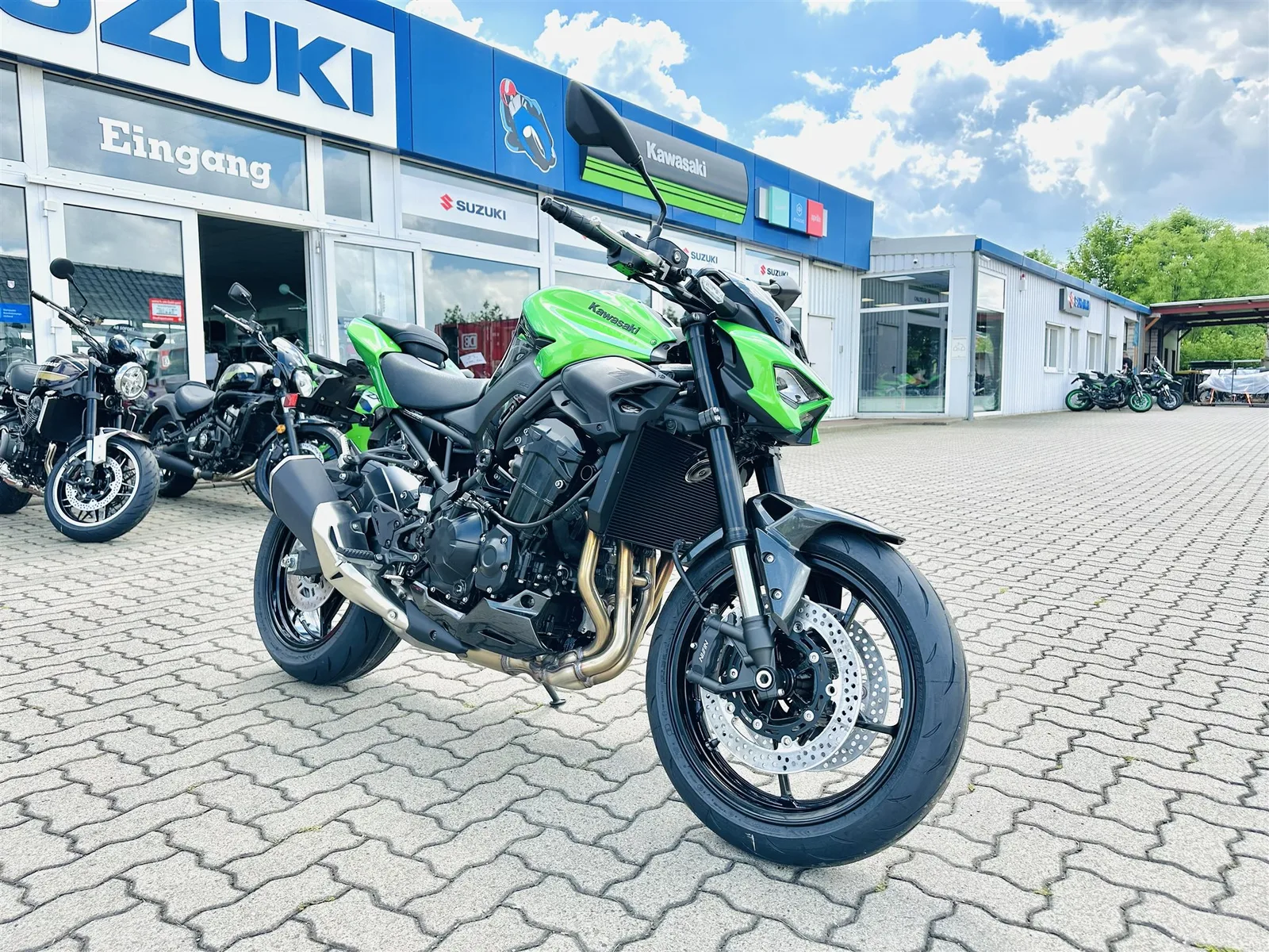 Kawasaki Z900 Modell 2026, auch Performance, sowie 800€ Starterbonus mögl.\*