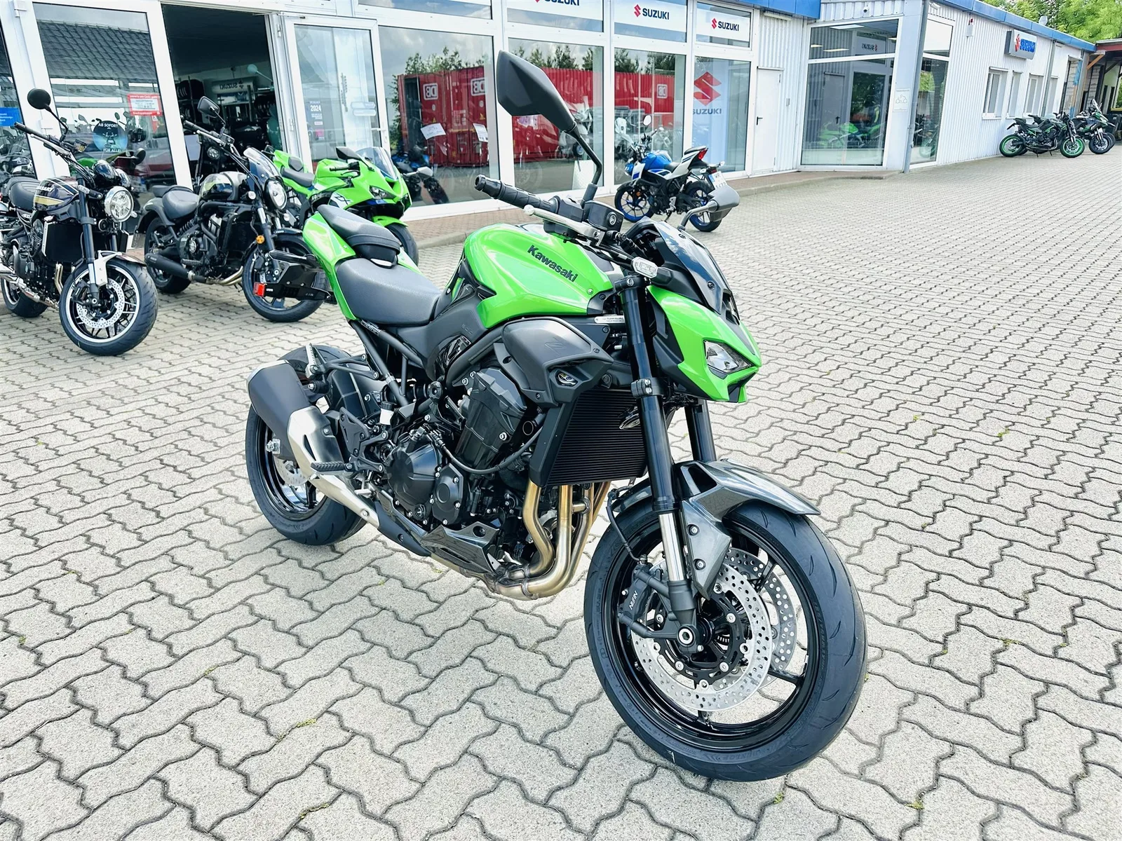 Kawasaki Z900 Modell 2026, auch Performance, sowie 800€ Starterbonus mögl.\*