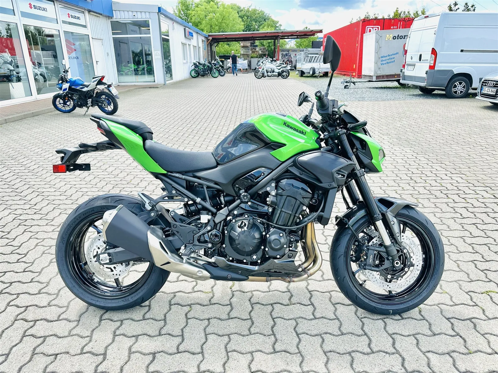Kawasaki Z900 Modell 2026, auch Performance, sowie 800€ Starterbonus mögl.\*