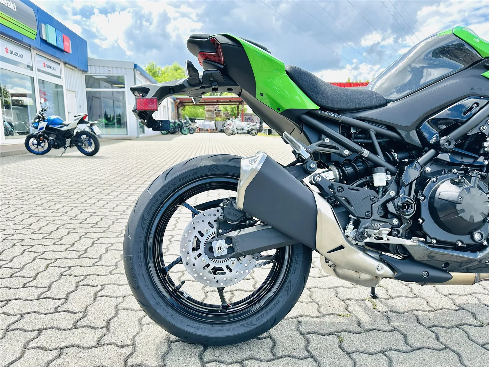 Kawasaki Z900 Modell 2026, auch Performance, sowie 800€ Starterbonus mögl.\*