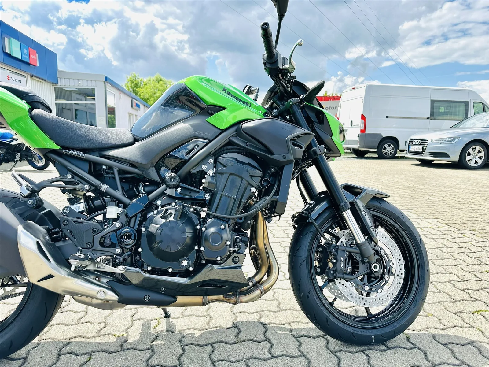 Kawasaki Z900 Modell 2026, auch Performance, sowie 800€ Starterbonus mögl.\*