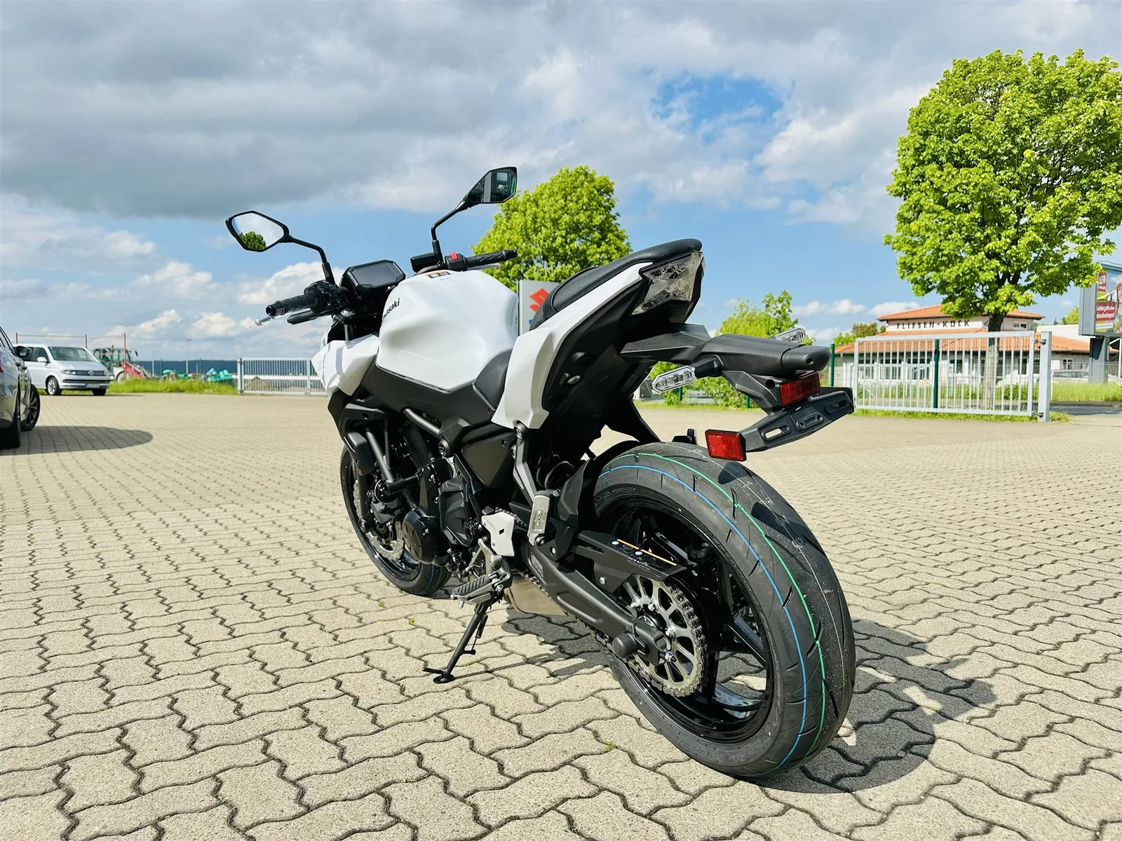 Kawasaki Z650 Modell 2026 -> 35kW und 650€ Starterbonus möglich!