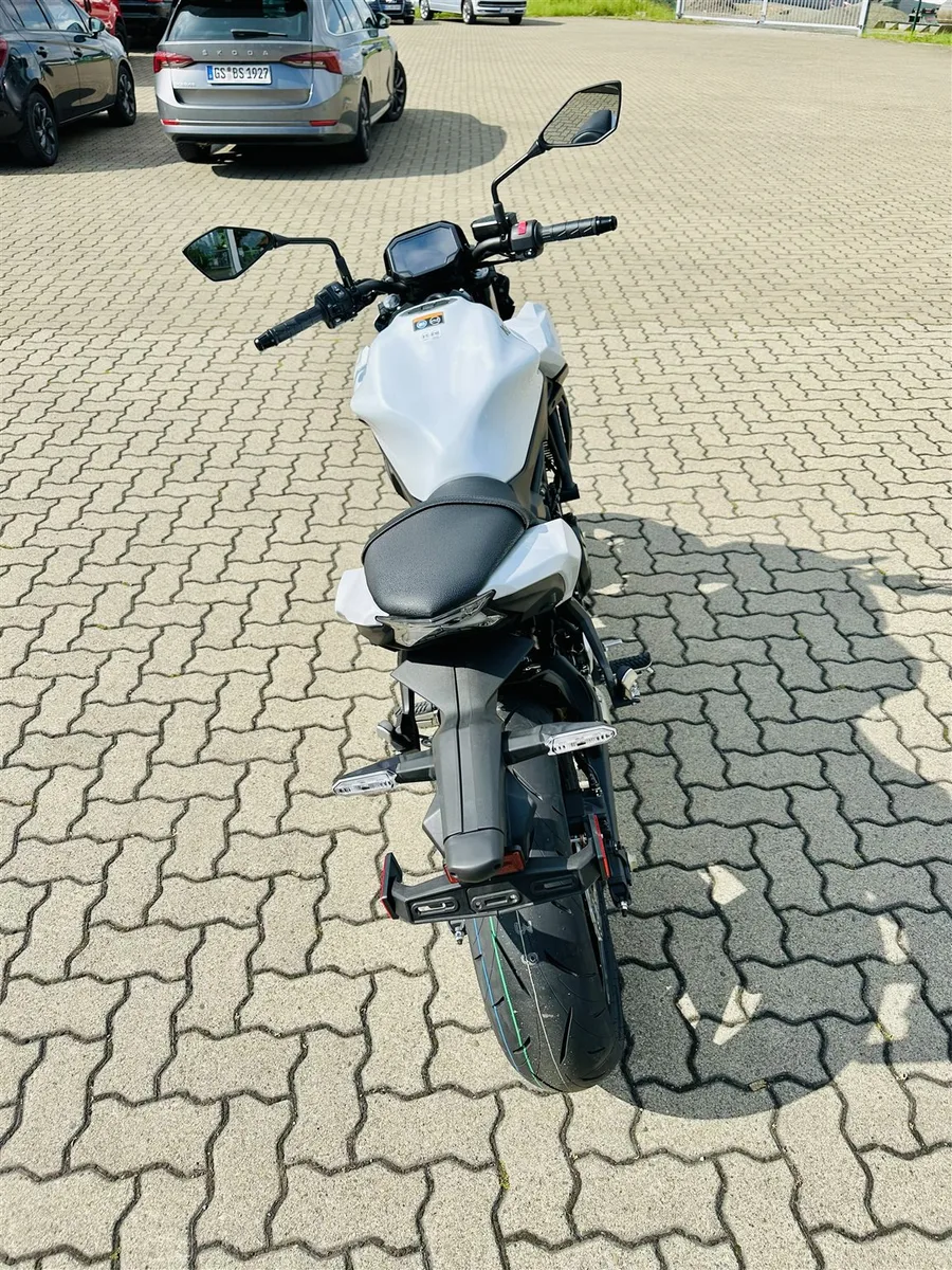 Kawasaki Z650 Modell 2026 -> 35kW und 650€ Starterbonus möglich!