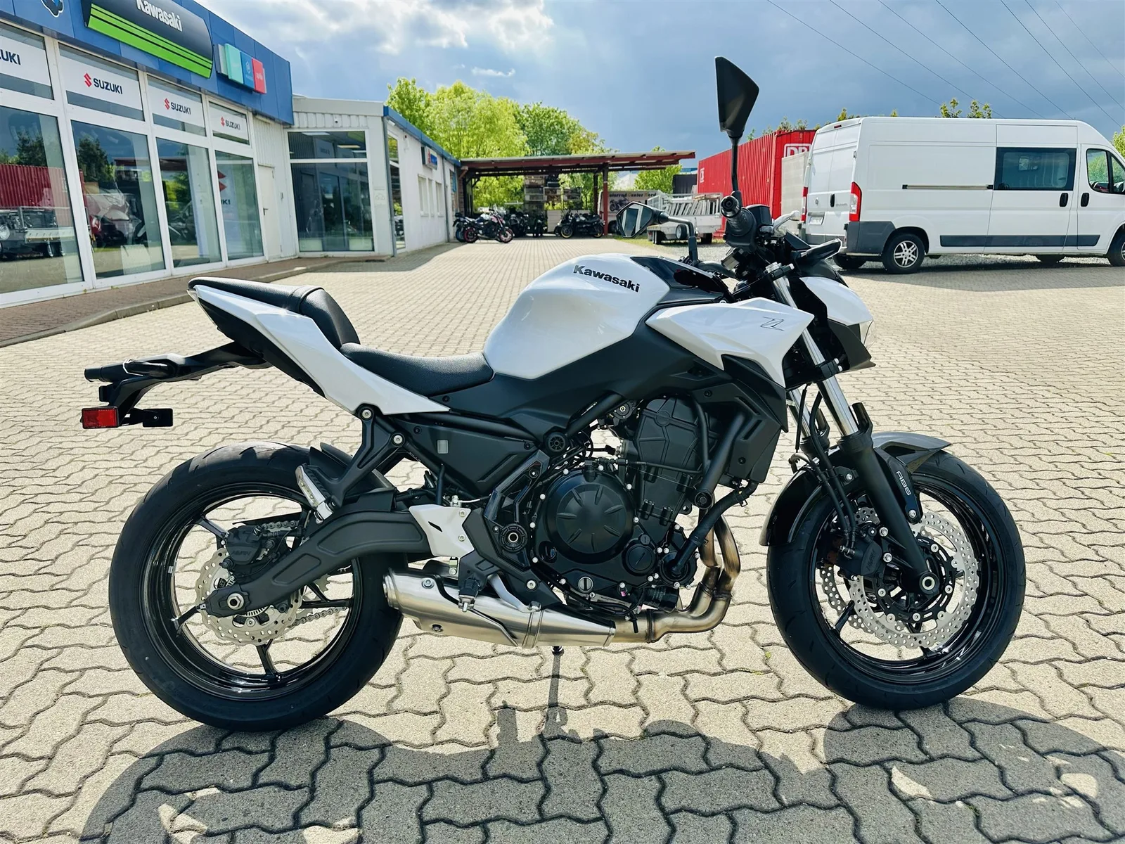 Kawasaki Z650 Modell 2026 -> 35kW und 650€ Starterbonus möglich!
