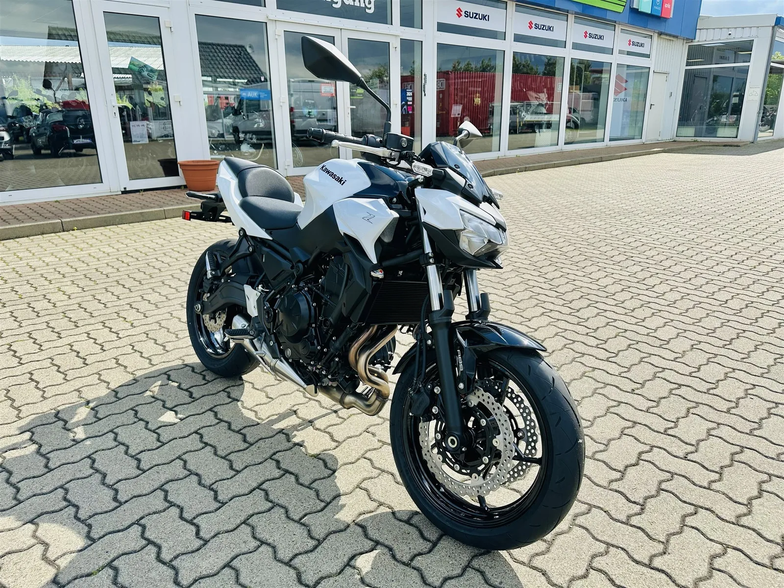Kawasaki Z650 Modell 2026 -> 35kW und 650€ Starterbonus möglich!