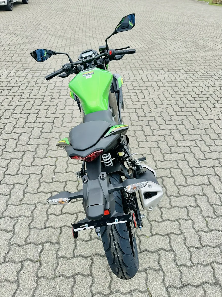 Kawasaki Z125 Modell 2026 500€ Starterbonus möglich!\*