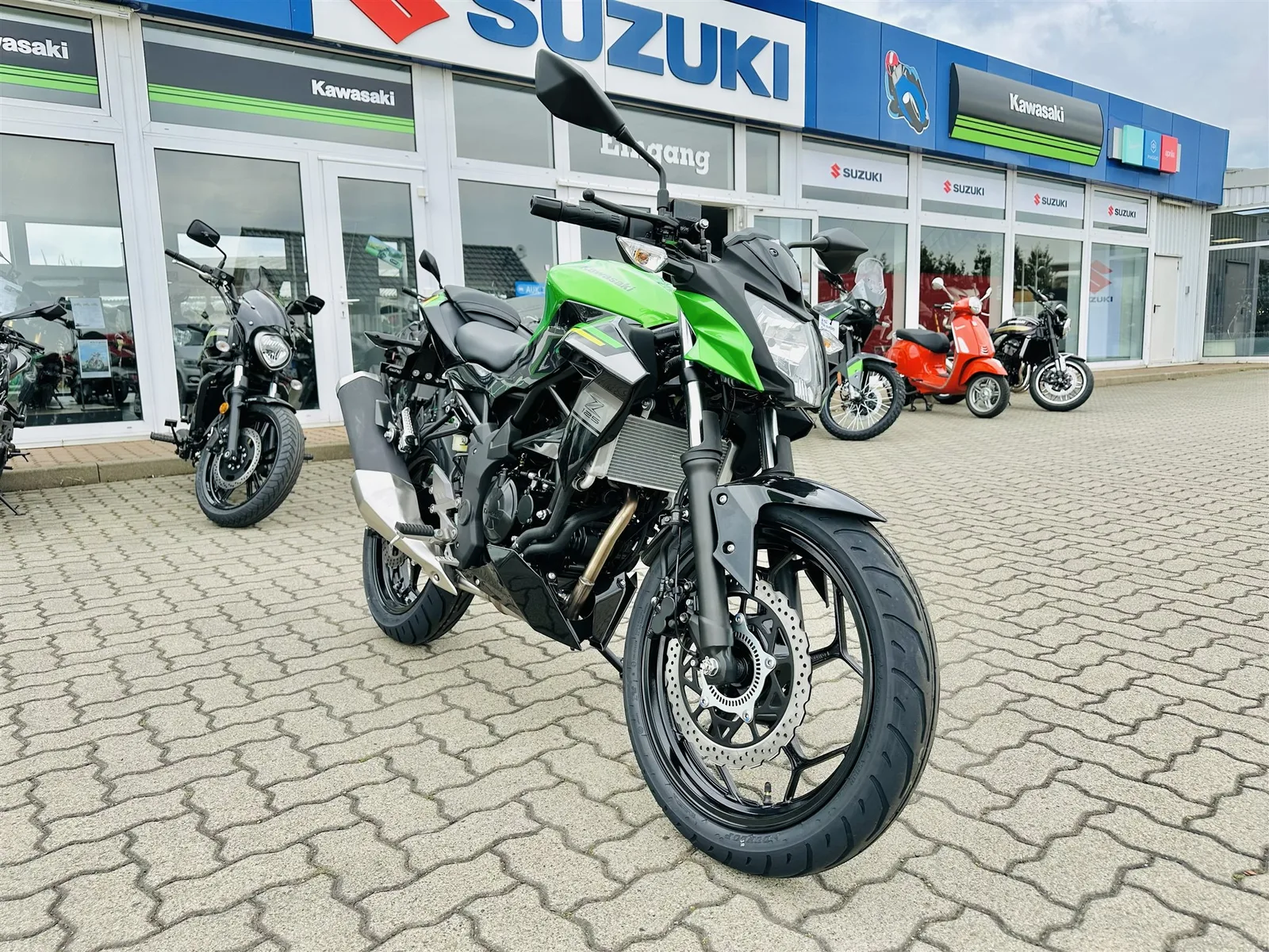 Kawasaki Z125 Modell 2026 500€ Starterbonus möglich!\*